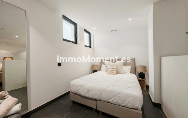 Bestaande woning - Villa - Estepona  - Estepona Centro