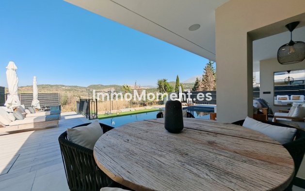 Bestaande woning - Villa - Estepona  - Estepona Centro