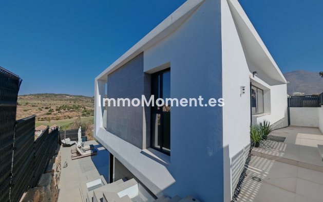 Bestaande woning - Villa - Estepona  - Estepona Centro