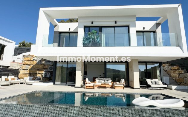 Bestaande woning - Villa - Estepona  - Estepona Centro