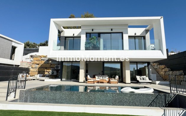 Bestaande woning - Villa - Estepona  - Estepona Centro