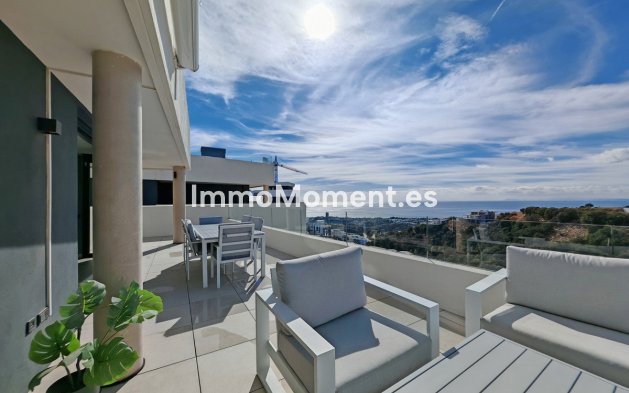Resale - Apartment - Marbella - Altos de los Monteros