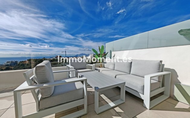 Resale - Apartment - Marbella - Altos de los Monteros