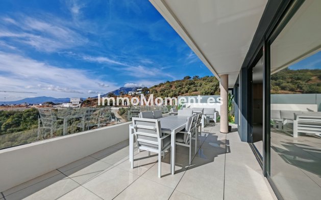 Resale - Apartment - Marbella - Altos de los Monteros