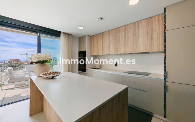 Resale - Apartment - Marbella - Altos de los Monteros