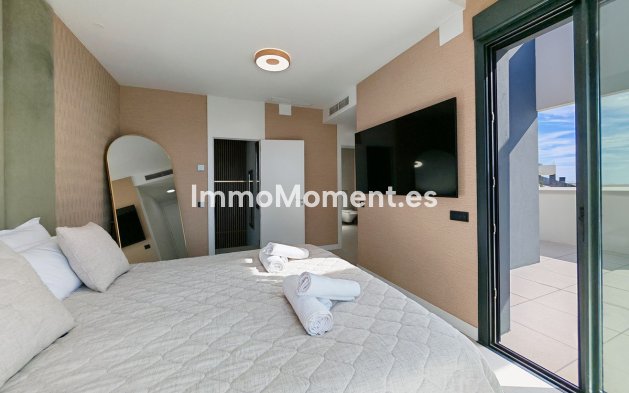 Resale - Apartment - Marbella - Altos de los Monteros
