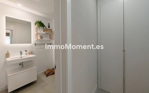 Resale - Apartment - Marbella - Altos de los Monteros