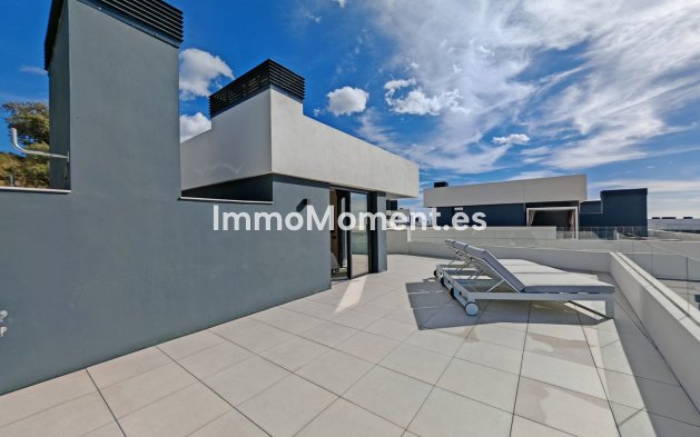 Resale - Apartment - Marbella - Altos de los Monteros