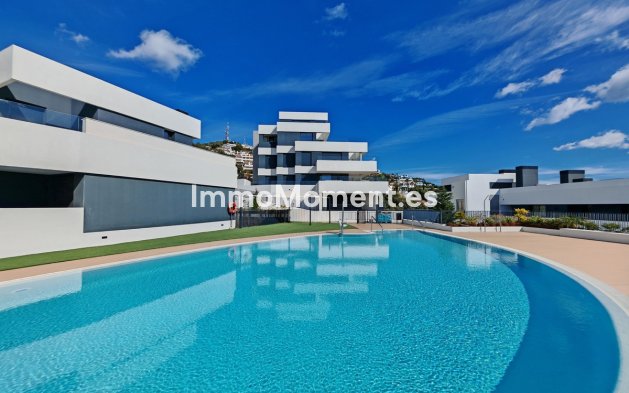 Resale - Apartment - Marbella - Altos de los Monteros