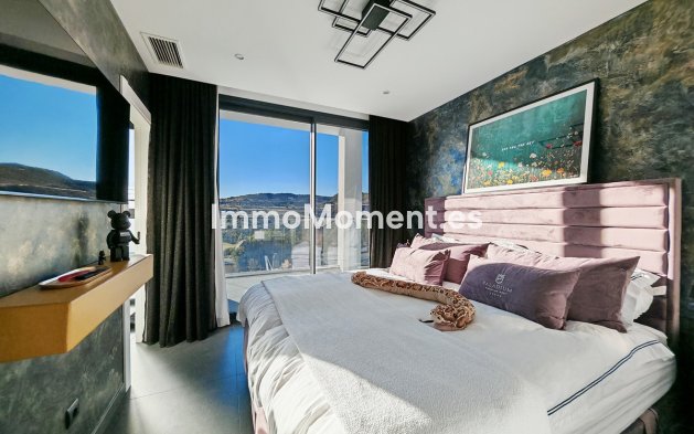 Wiederverkauf - Villa - Estepona  - Valle Romano