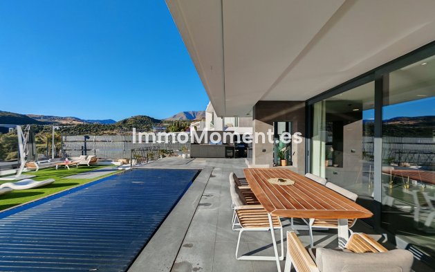 Wiederverkauf - Villa - Estepona  - Valle Romano