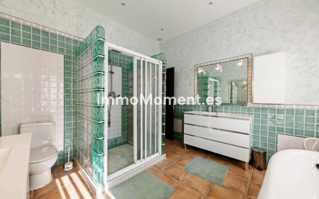 Revente - Maison de campagne - Intérieur                       - Coín