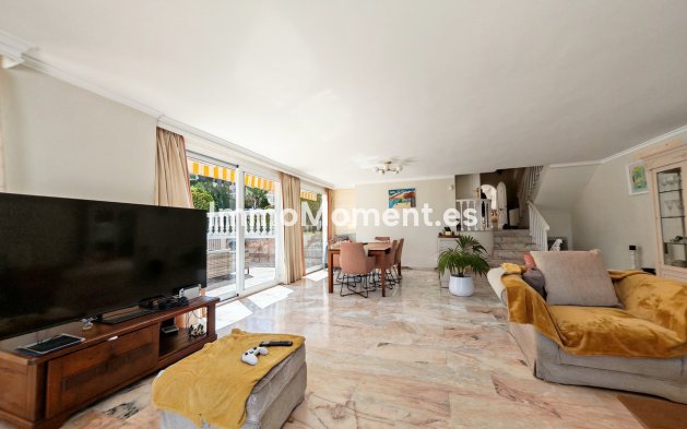 Revente - Villa - Benalmadena - Benalmadena Centro