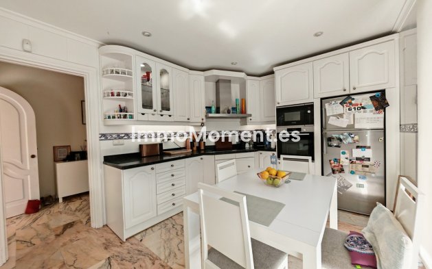 Revente - Villa - Benalmadena - Benalmadena Centro