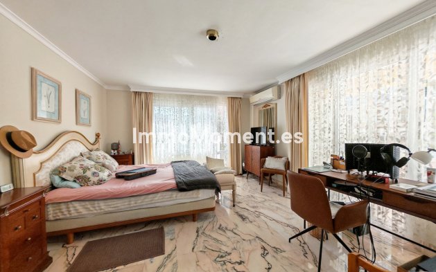 Revente - Villa - Benalmadena - Benalmadena Centro