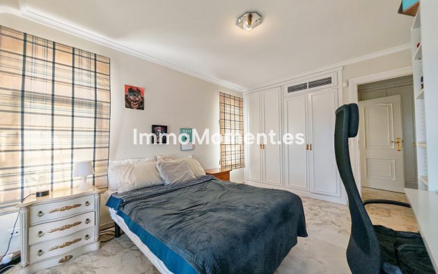 Revente - Villa - Benalmadena - Benalmadena Centro