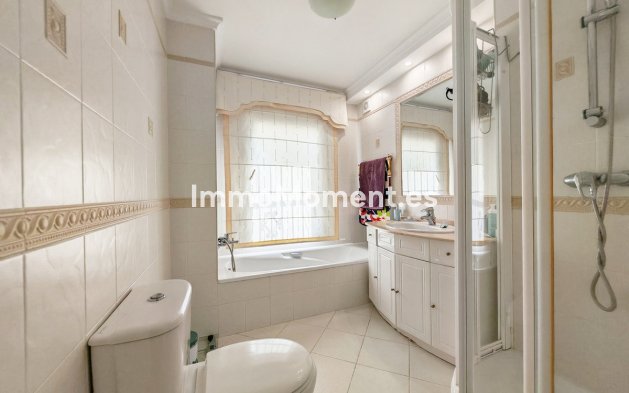 Revente - Villa - Benalmadena - Benalmadena Centro