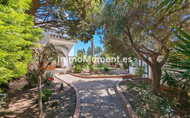 Revente - Villa - Benalmadena - Benalmadena Centro