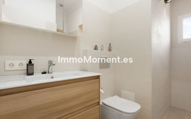 Resale - Villa - Marbella - Las Chapas