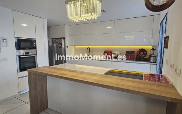 Revente - Villa - Benalmadena - Benalmadena Centro