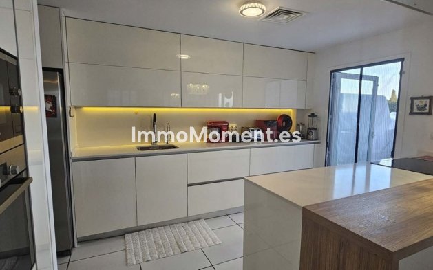 Revente - Villa - Benalmadena - Benalmadena Centro