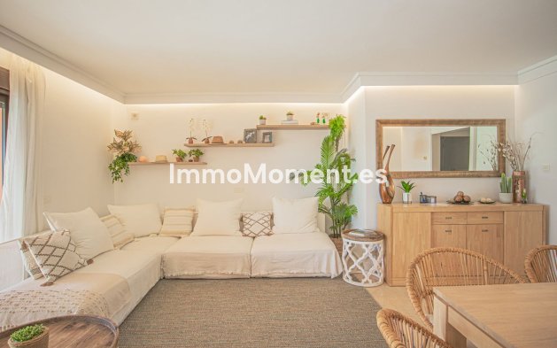 Resale - Apartment - Estepona - Estepona Centro