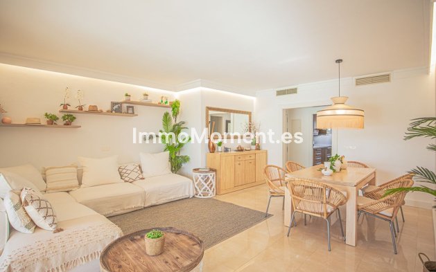 Resale - Apartment - Estepona - Estepona Centro