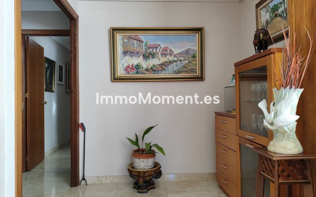 Resale - Apartment - Torremolinos