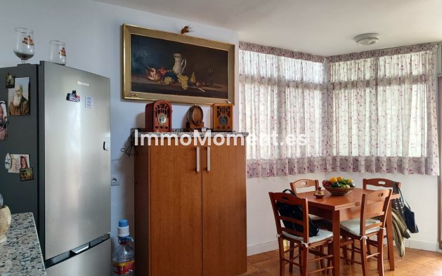 Resale - Apartment - Torremolinos