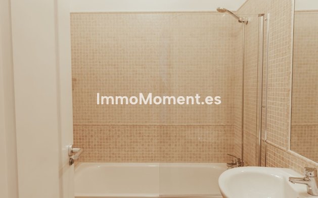 Wiederverkauf - Wohnung - Manilva - Manilva Centro