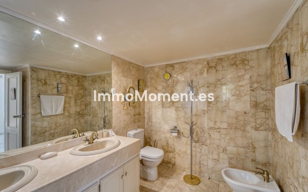 Revente - Villa - Marbella - Nueva Andalucía