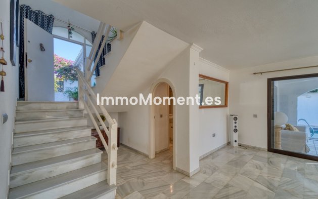 Revente - Villa - Marbella - Nueva Andalucía