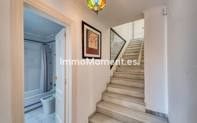 Revente - Villa - Marbella - Nueva Andalucía