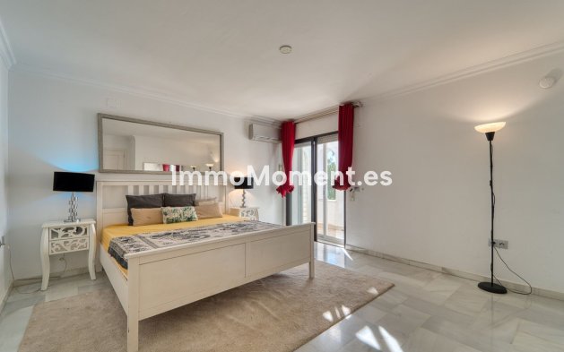 Revente - Villa - Marbella - Nueva Andalucía