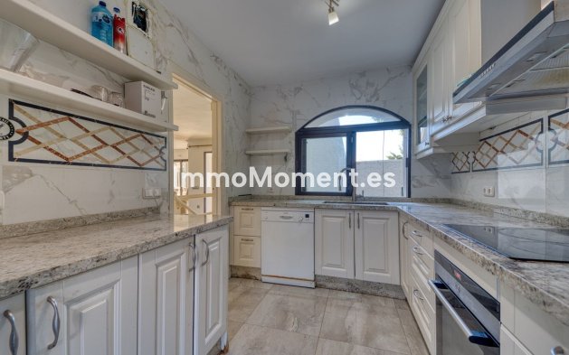 Revente - Villa - Marbella - Nueva Andalucía