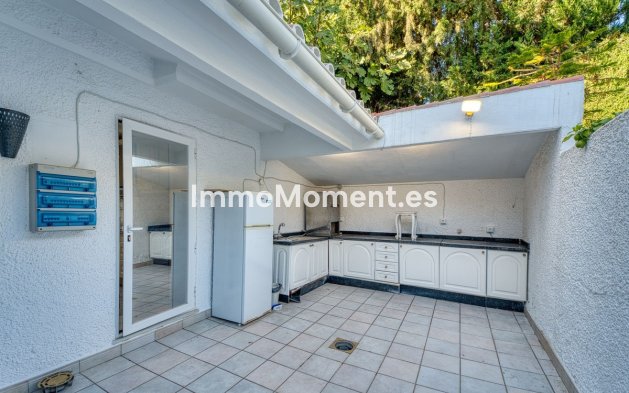 Revente - Villa - Marbella - Nueva Andalucía