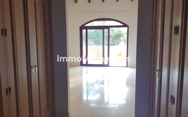 Revente - Villa - Marbella - Sierra Blanca