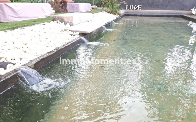 Resale - Villa - Estepona - Estepona Centro