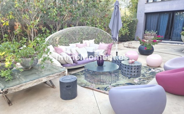 Resale - Villa - Estepona - Estepona Centro