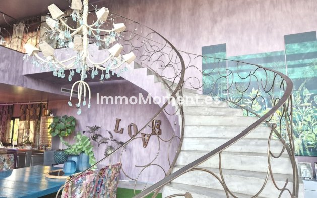 Resale - Villa - Estepona - Estepona Centro