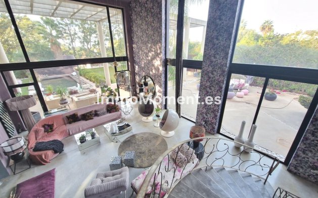 Resale - Villa - Estepona - Estepona Centro