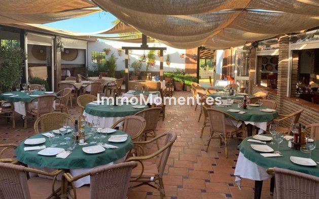 Wiederverkauf - Landhaus - Estepona  - Selwo