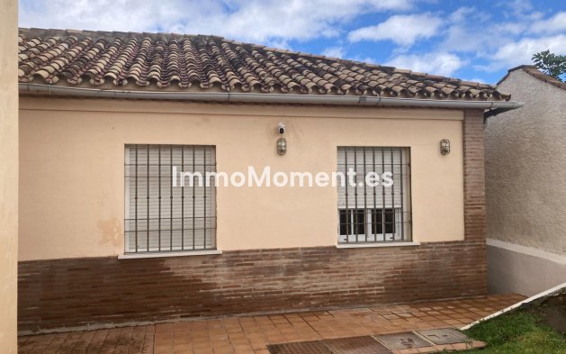 Revente - Villa - Estepona  - Selwo