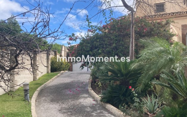 Revente - Villa - Estepona  - Selwo