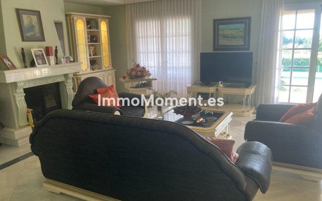 Revente - Villa - Estepona  - Selwo