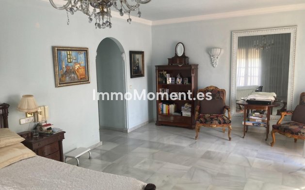 Revente - Villa - Estepona  - Selwo