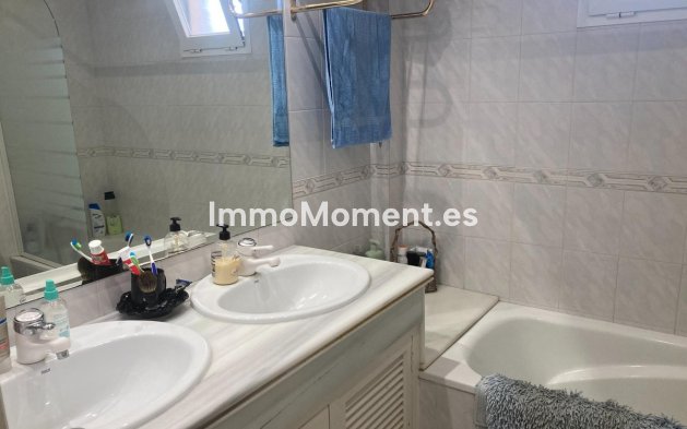 Revente - Villa - Estepona  - Selwo