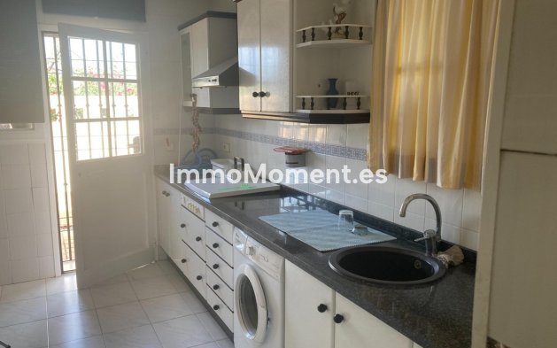 Revente - Villa - Estepona  - Selwo