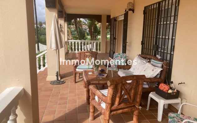 Revente - Villa - Estepona  - Selwo