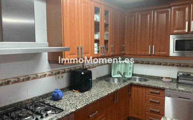 Revente - Villa - Estepona  - Selwo